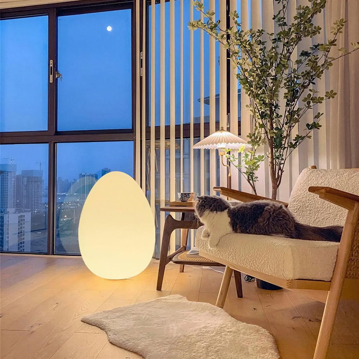 Lampa Podłogowa Minimalistyczna w Kształcie Jajka