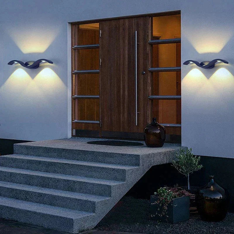 Kinkiet Nowoczesny LED z Falistym Designem
