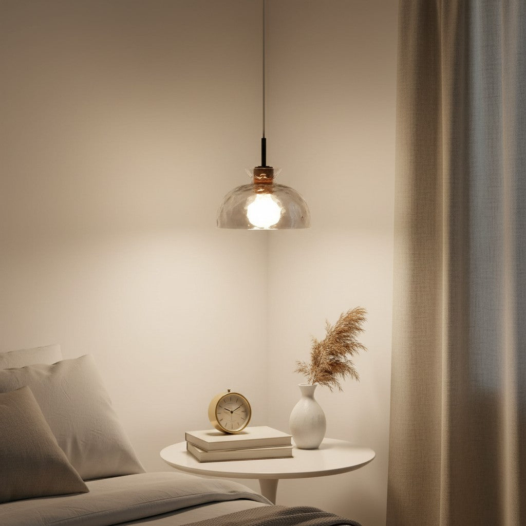 Lampa Wisząca z Młotkowanego Szkła z Drewnianymi Akcentami - 7