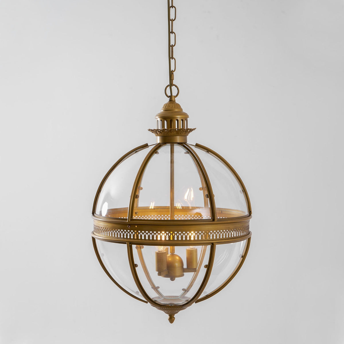 Lampa Wisząca Barokowa z Trzema Szklanymi Kloszami - 13