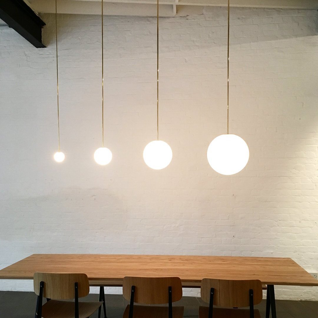 Lampa Wisząca Kula z Opalowym Kloszem - 5