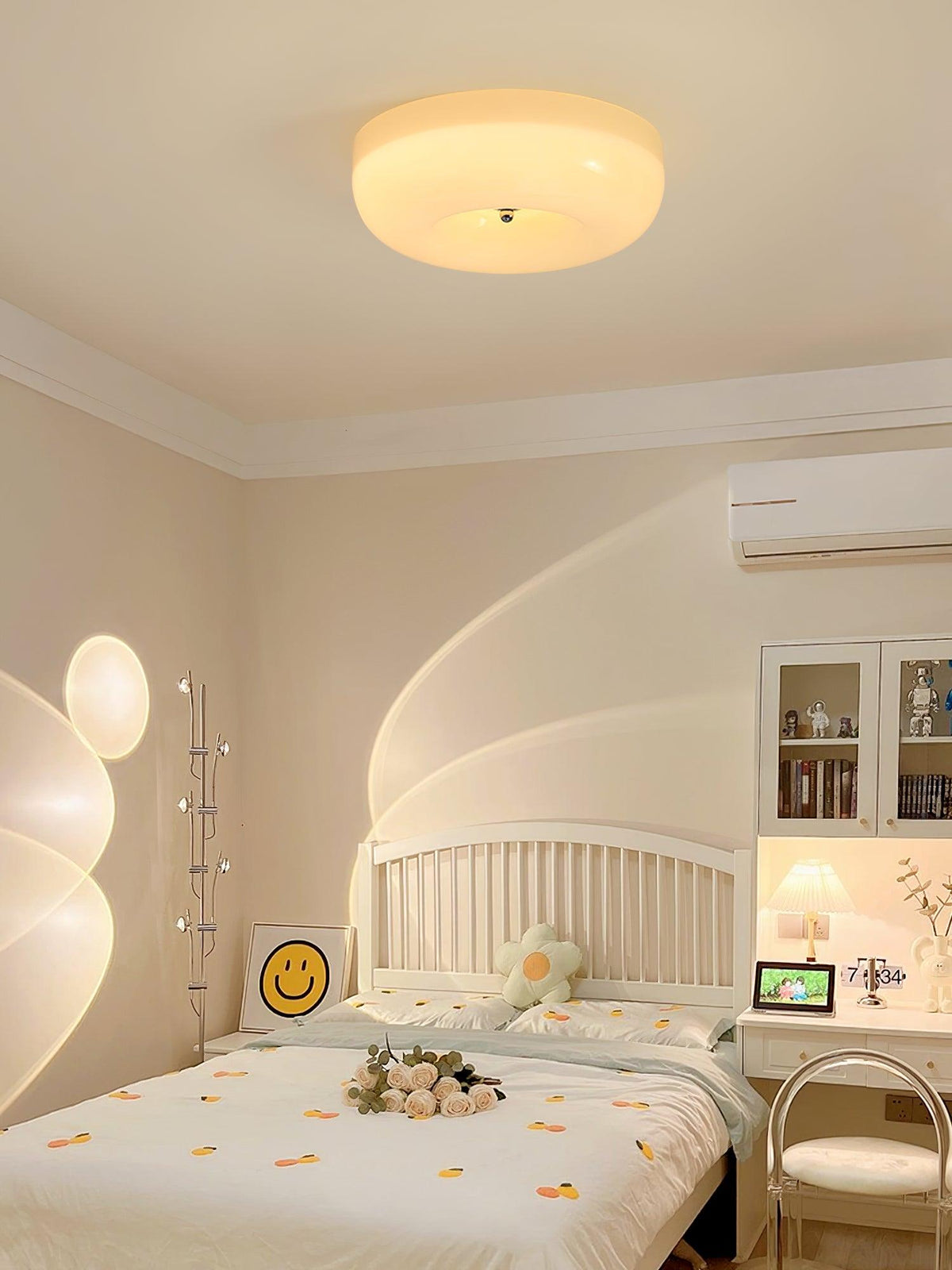 Plafon Szklany Opalowy ze Srebrnym Detalem - 12