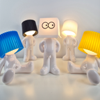 Lampa Stołowa LED Figurka z Plisowanym Kloszem - 2