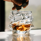 Szklanka do Whisky z Kryształu z Falistym Wzorem w Pudełku Prezentowym