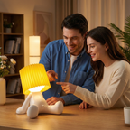 Lampa Stołowa LED Figurka z Plisowanym Kloszem - 3