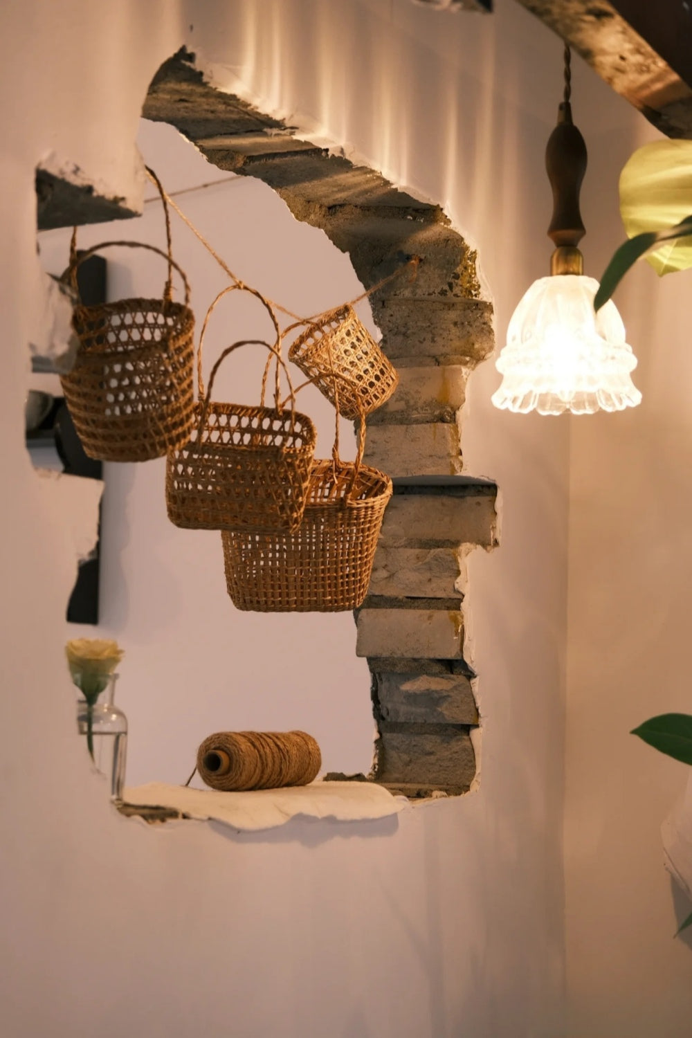Lampa Wisząca Szklana w Kształcie Meduzy z Bursztynowym Kloszem - 7