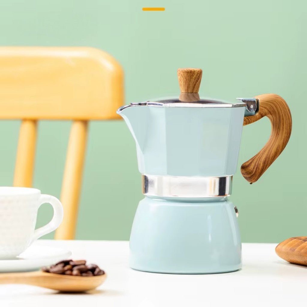 Kawiarka Aluminiowa Espresso do Kuchenki z Drewnianą Rączką