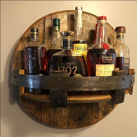 Półka Ścienna z Drewna z Odzysku z Beczki po Whisky