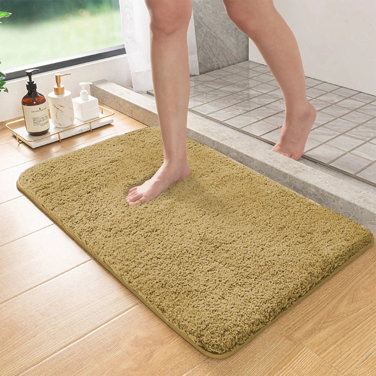 Dywanik Łazienkowy Antypoślizgowy z Długim Włosiem i Chłonną Powierzchnią