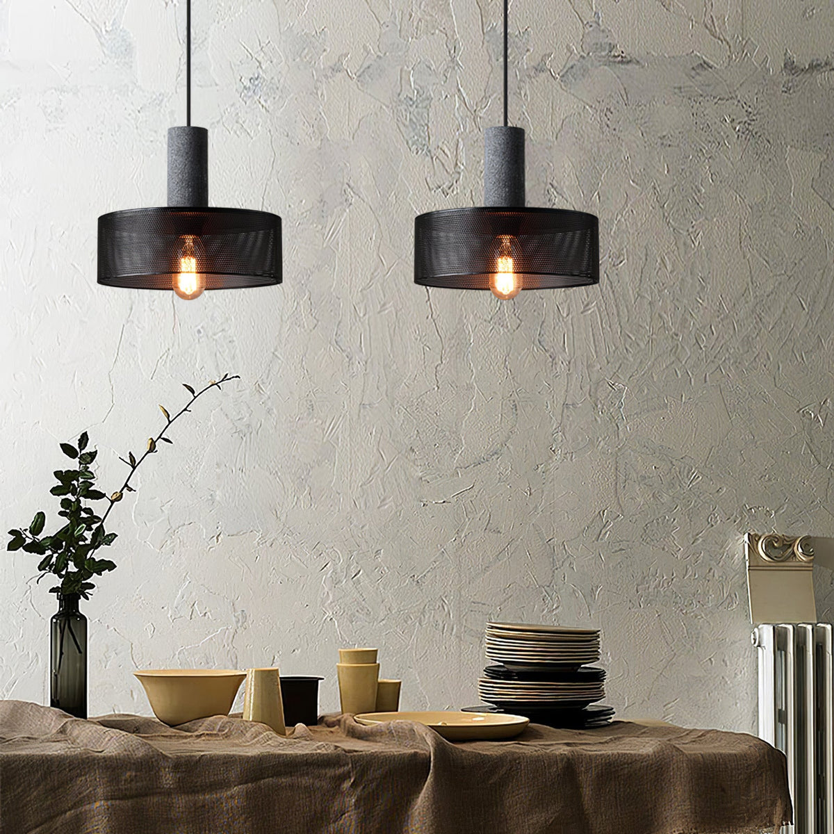 Lampa Wisząca Industrialna z Betonowym Kloszem i Metalową Siatką - 9