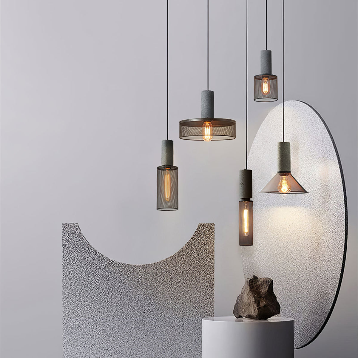 Lampa Wisząca Industrialna z Betonowym Kloszem i Metalową Siatką - 15