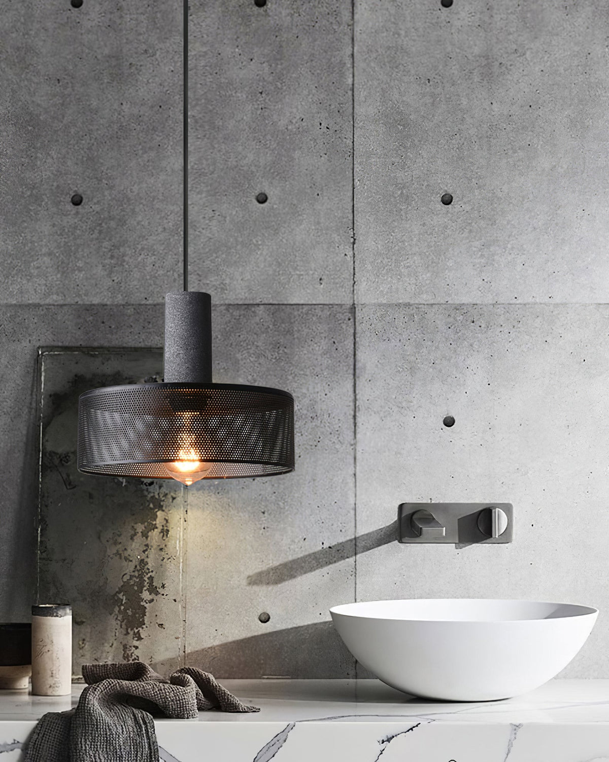 Lampa Wisząca Industrialna z Betonowym Kloszem i Metalową Siatką - 21