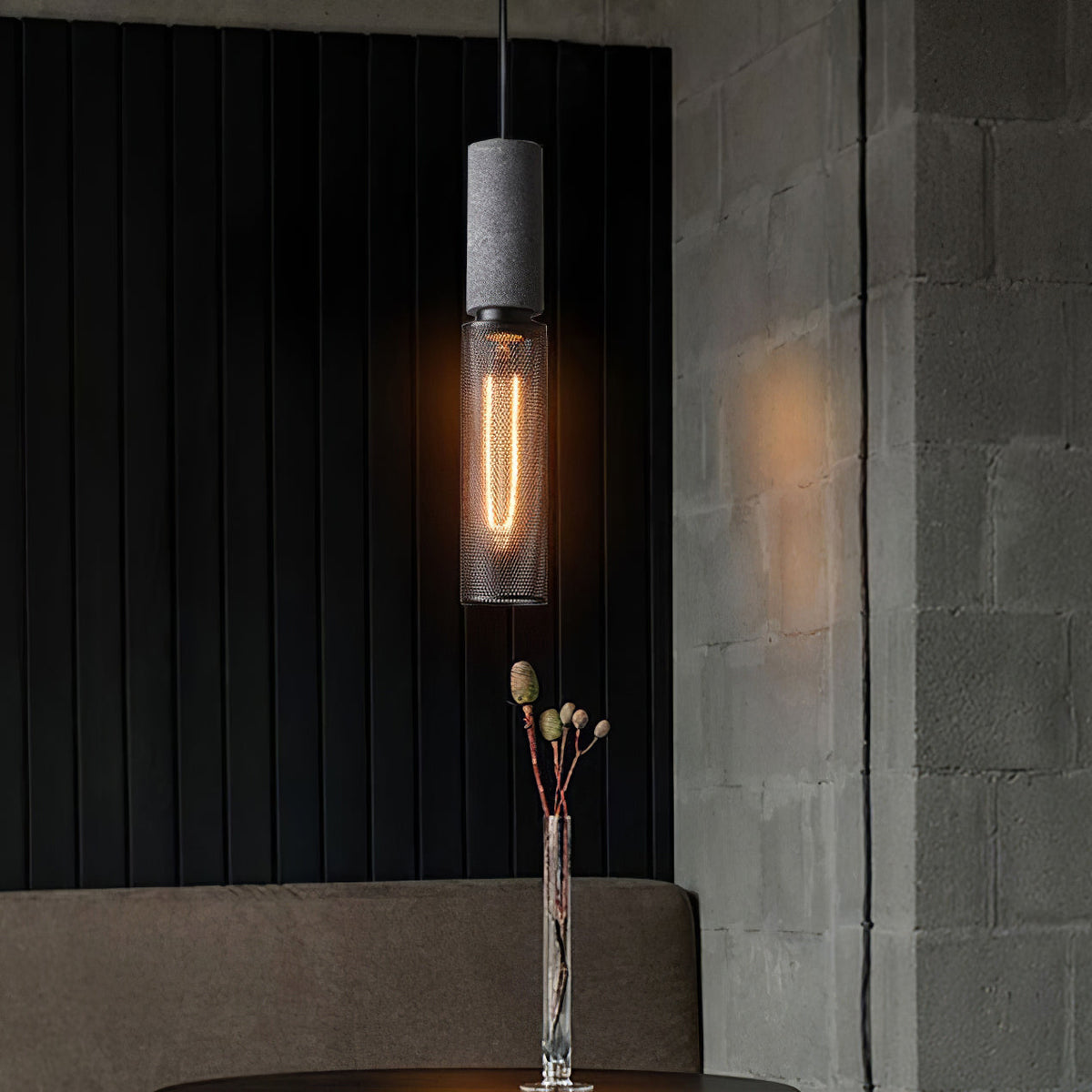 Lampa Wisząca Industrialna z Betonowym Kloszem i Metalową Siatką - 22