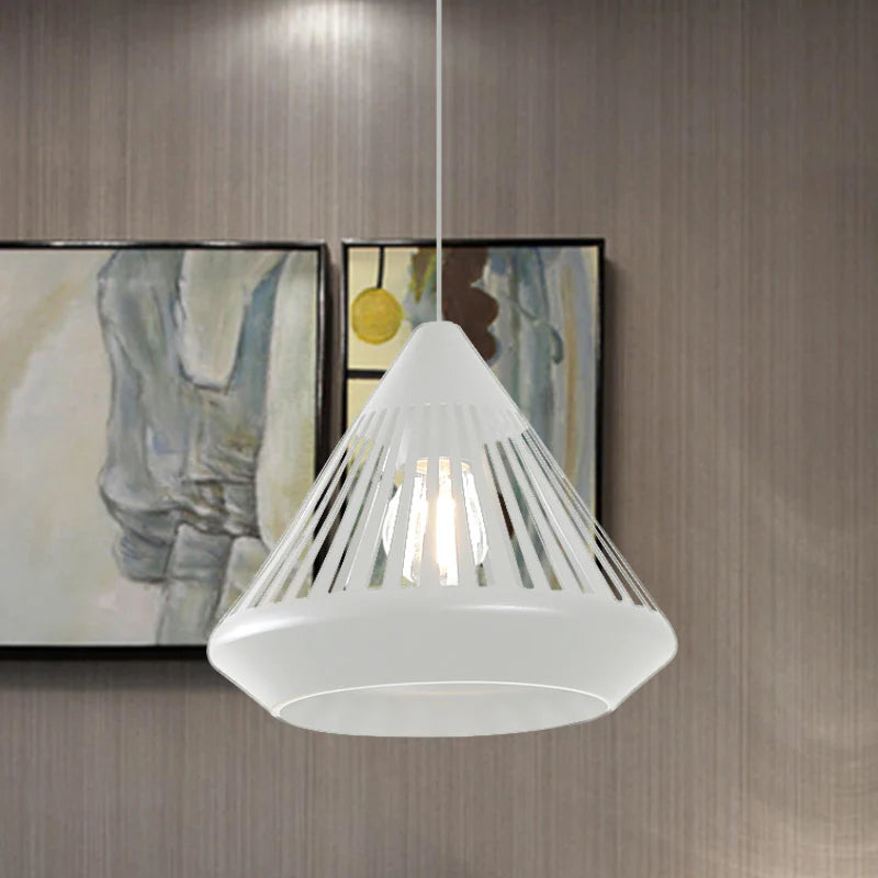 Lampa Wisząca Industrialna Stożkowy Klosz z Paskami - Biały