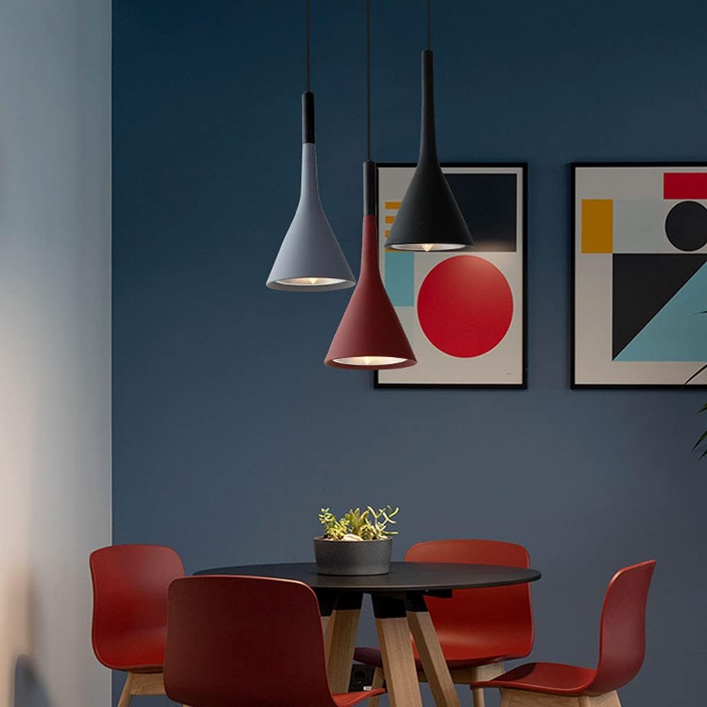 Lampa Wisząca Minimalistyczna ze Stożkowym Kloszem