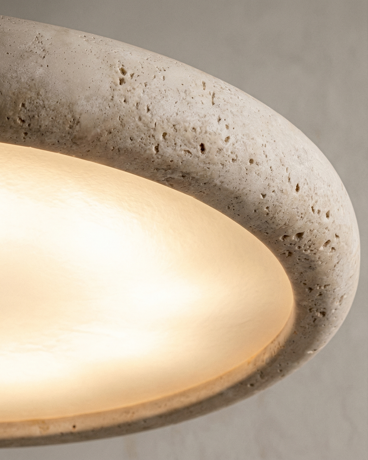 Lampa Wisząca Minimalistyczna z Okrągłym Kloszem i Drewnianą Kulą - 9