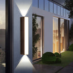 Kinkiet Zewnętrzny LED Tubowy z Dwustronnym Światłem - Czarny