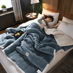 Koc Dwustronny Sherpa Fleece z Pikowaną Powierzchnią - Niebieski