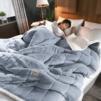 Koc Dwustronny Sherpa Fleece z Pikowaną Powierzchnią - Jasnoniebieski