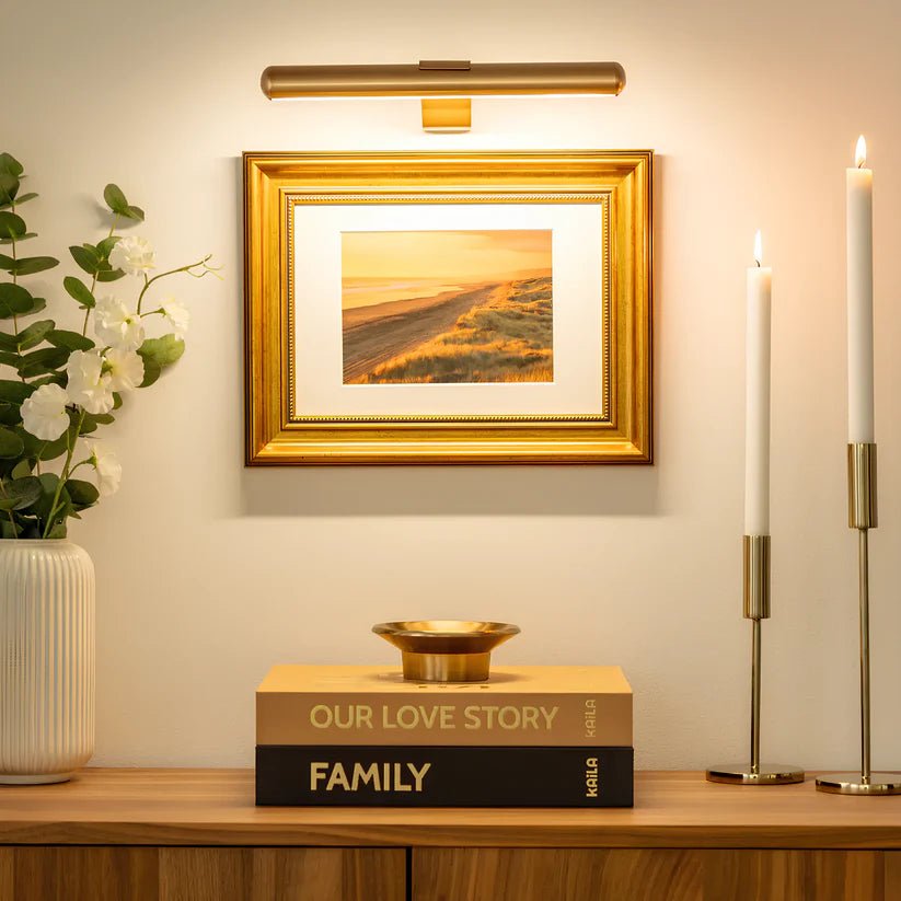 Lampa do Oświetlenia Obrazów - Złoty