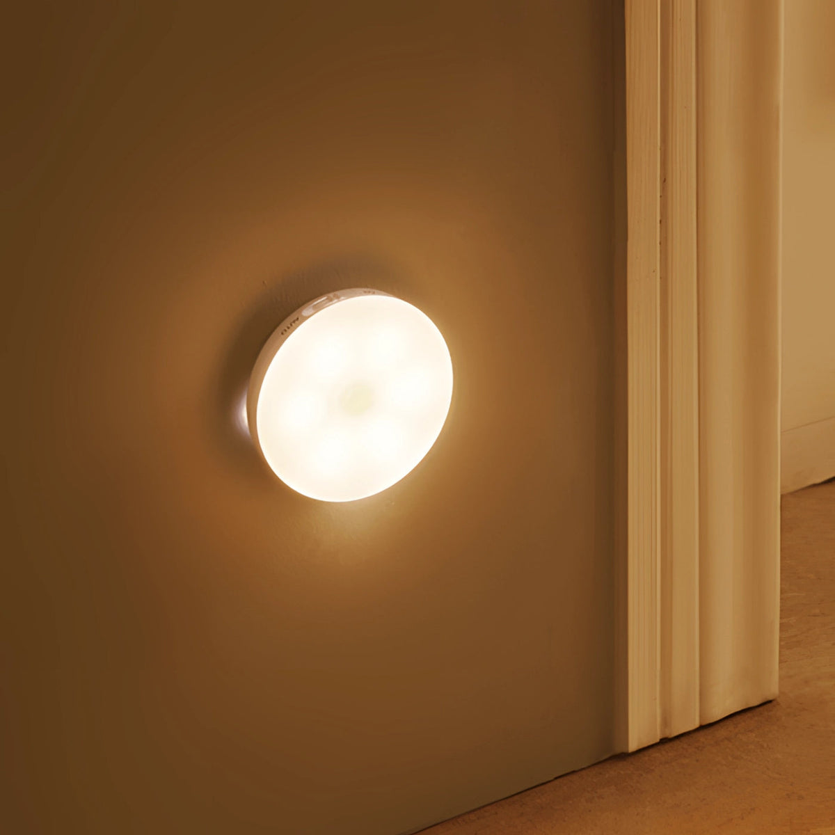 Lampa Nocna z Czujnikiem Ruchu Bezprzewodowa z Magnetycznym Montażem - Chłodna biel