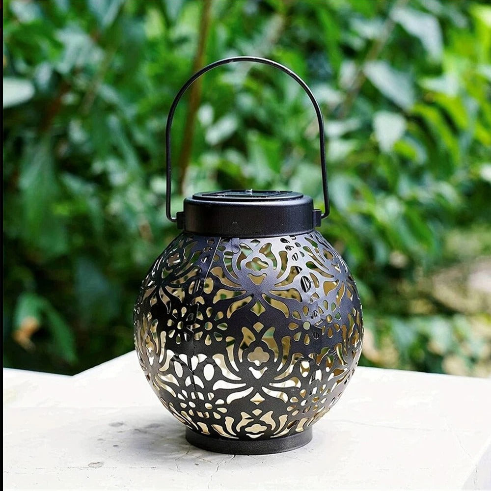 Lampa Ogrodowa Solarna Boho z Ażurowym Wzorem do Postawienia i Zawieszenia