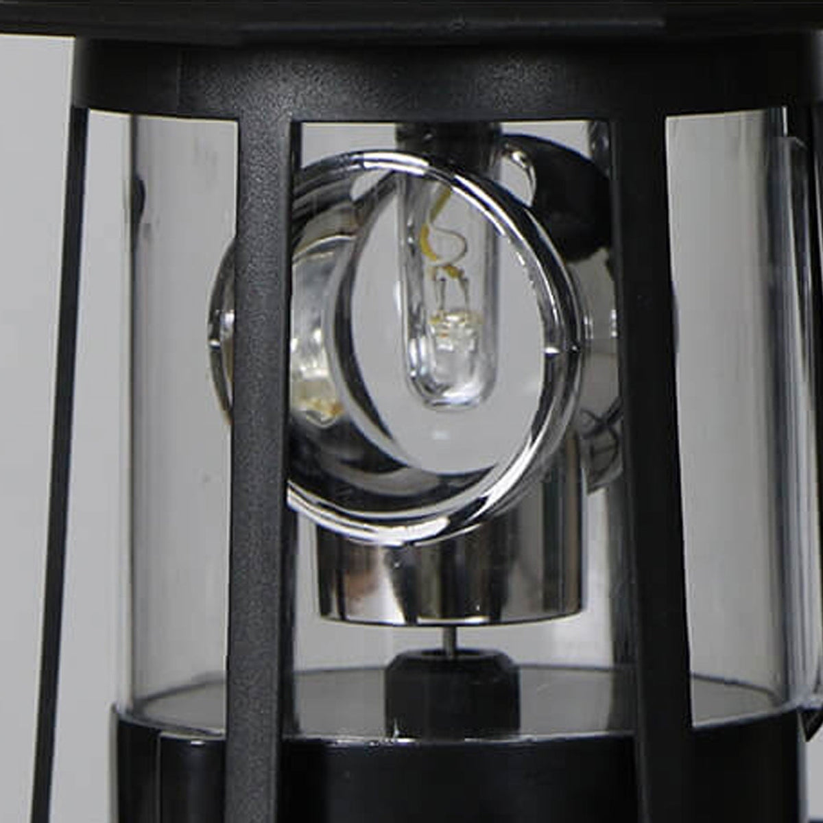 Lampa Ogrodowa Solarna w Kształcie Latarni Morskiej z Obrotowym Światłem - 11