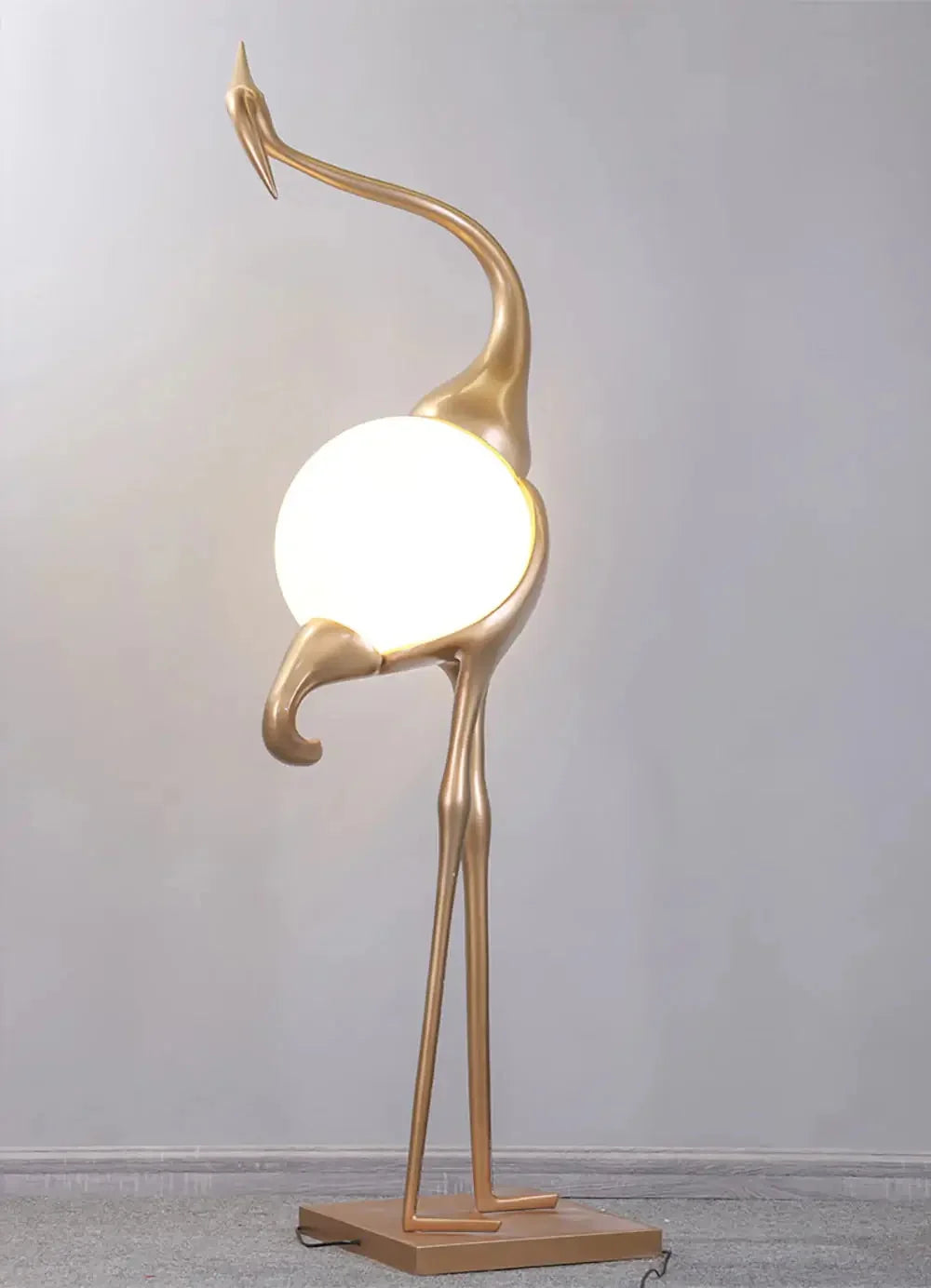 Lampa Podłogowa Art Deco w Kształcie Żurawia ze Szklanym Kloszem - 22