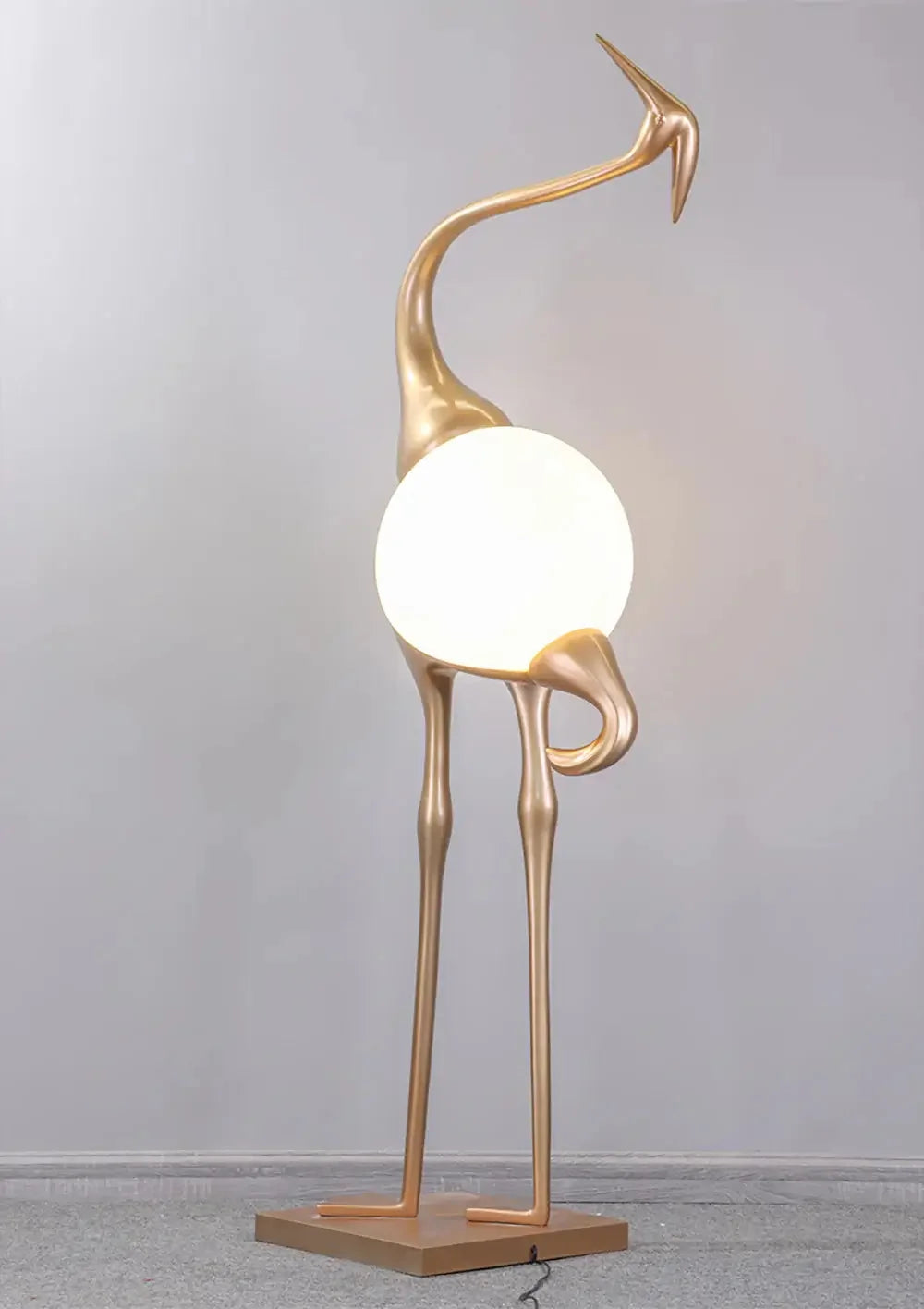 Lampa Podłogowa Art Deco w Kształcie Żurawia ze Szklanym Kloszem - 23