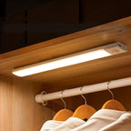Lampa Podszafkowa LED z Czujnikiem Ruchu - Srebrny