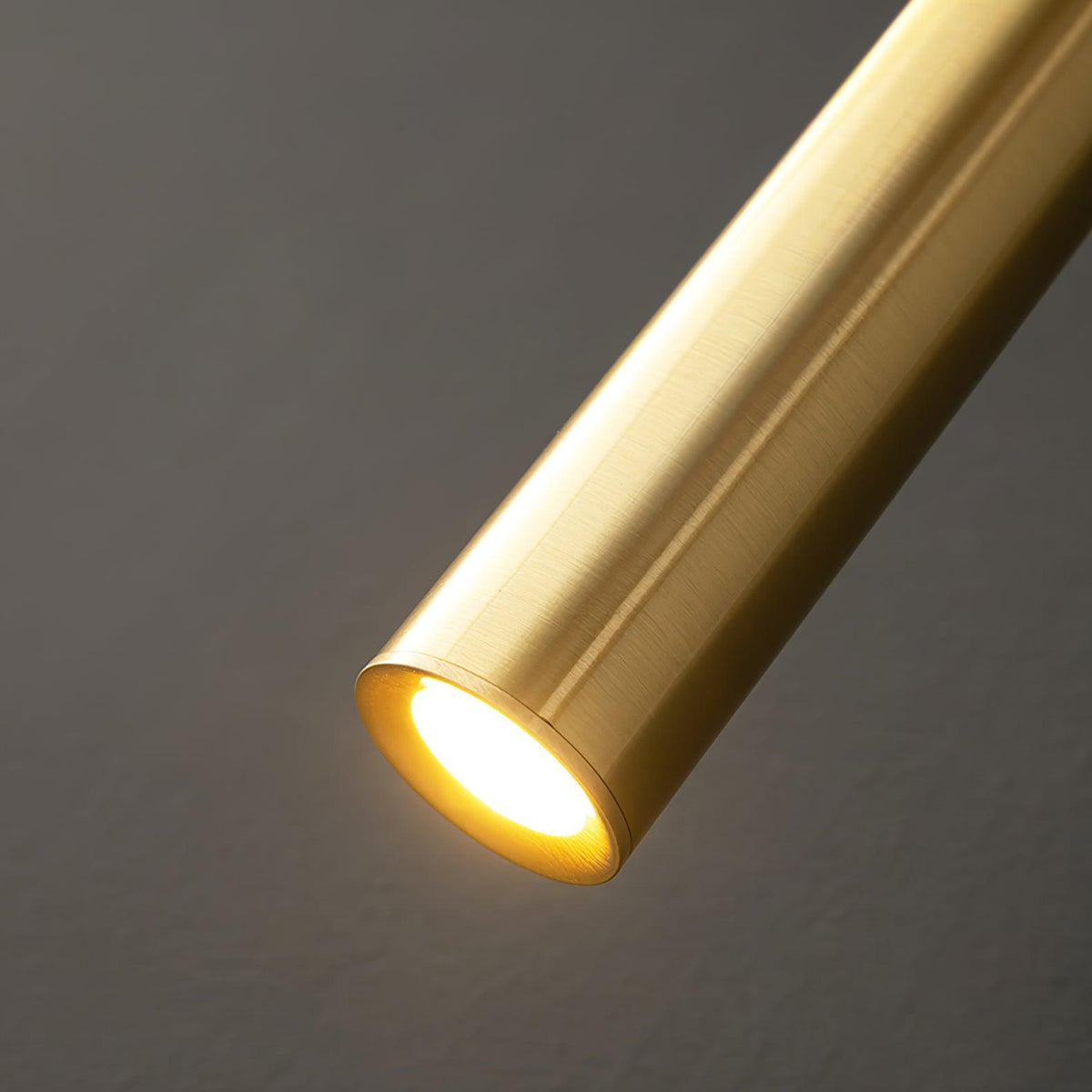 Lampa Ścienna Minimalistyczna z Cylindrycznym Kloszem na Kablu - 4