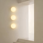 Lampa Ścienna Minimalistyczna z Okrągłym Kloszem i Rozproszonym Światłem - 11