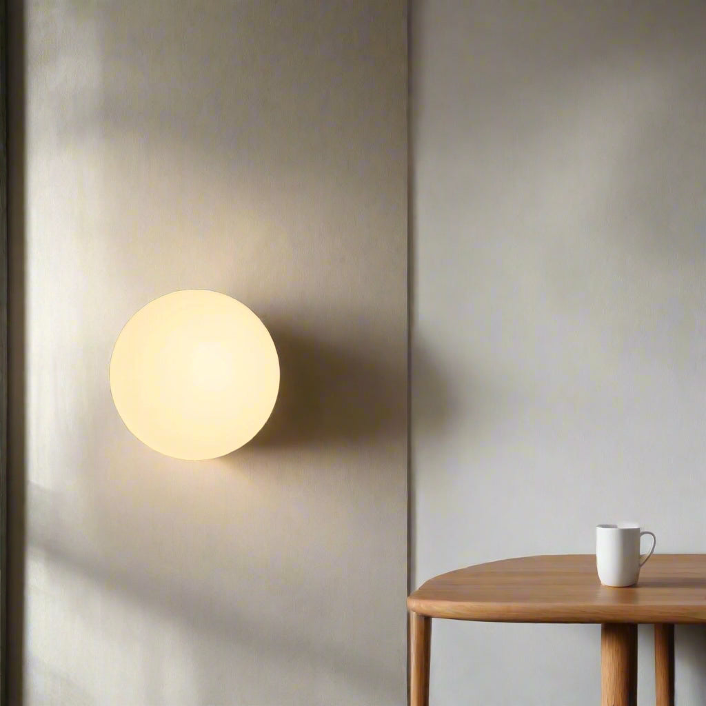 Lampa Ścienna Minimalistyczna z Okrągłym Kloszem i Rozproszonym Światłem - 12