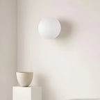 Lampa Ścienna Minimalistyczna z Okrągłym Kloszem i Rozproszonym Światłem - 8