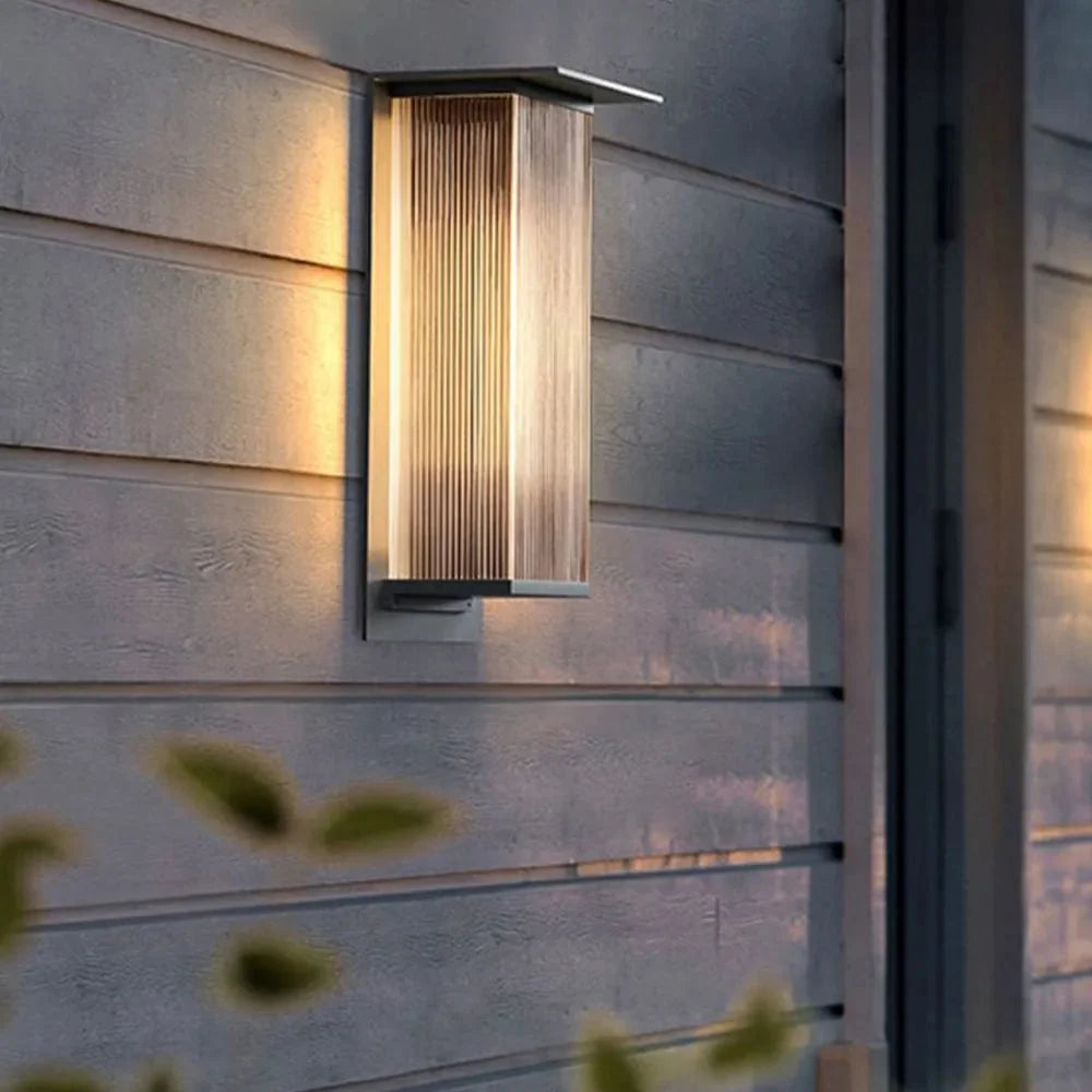Lampa Ścienna Zewnętrzna Nowoczesna z Ryflowanym Kloszem Akrylowym - 12