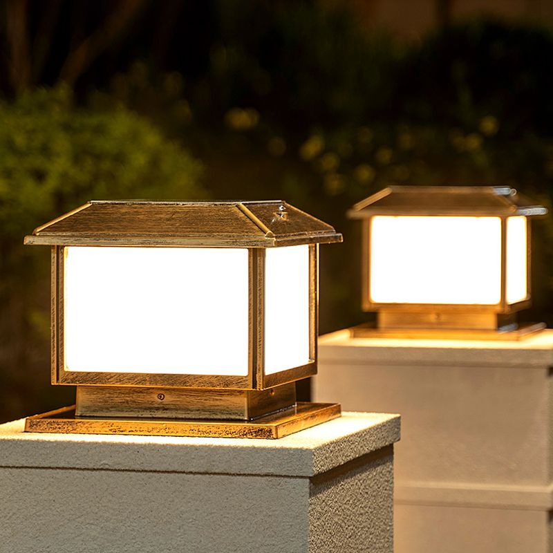 Lampa Słupkowa Ogrodowa Solarna Vintage z Panelem Solarnym - Brąz