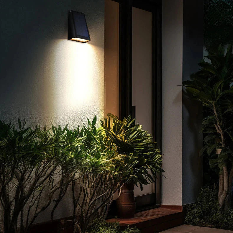 Lampa Solarna Ścienna Zewnętrzna do Ogrodu i Elewacji - 7