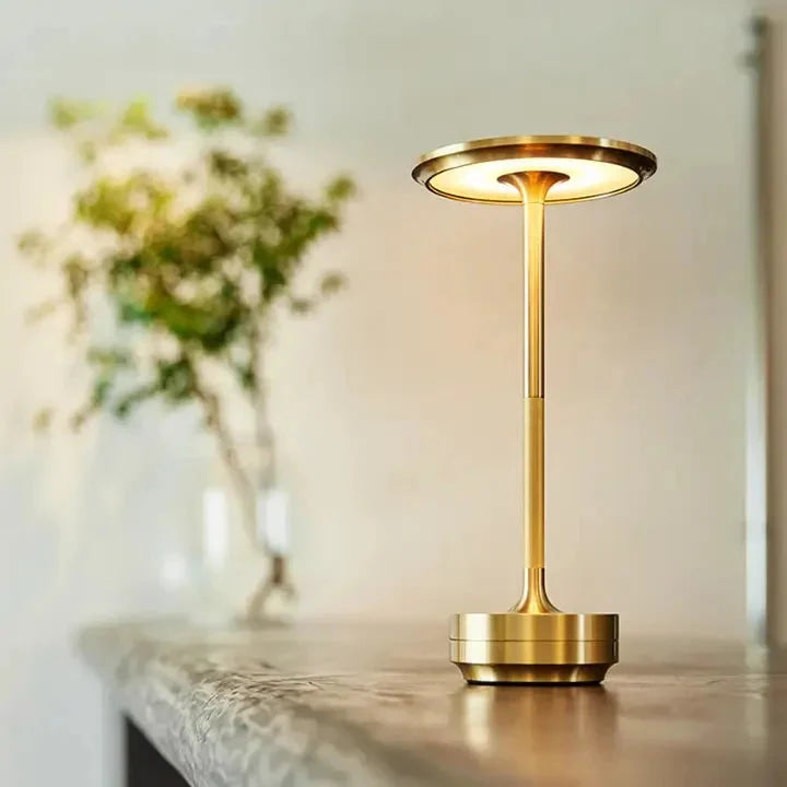 Lampa Stołowa Minimalistyczna z Okrągłą Głowicą i Ściemnianiem Dotykowym - Złoty