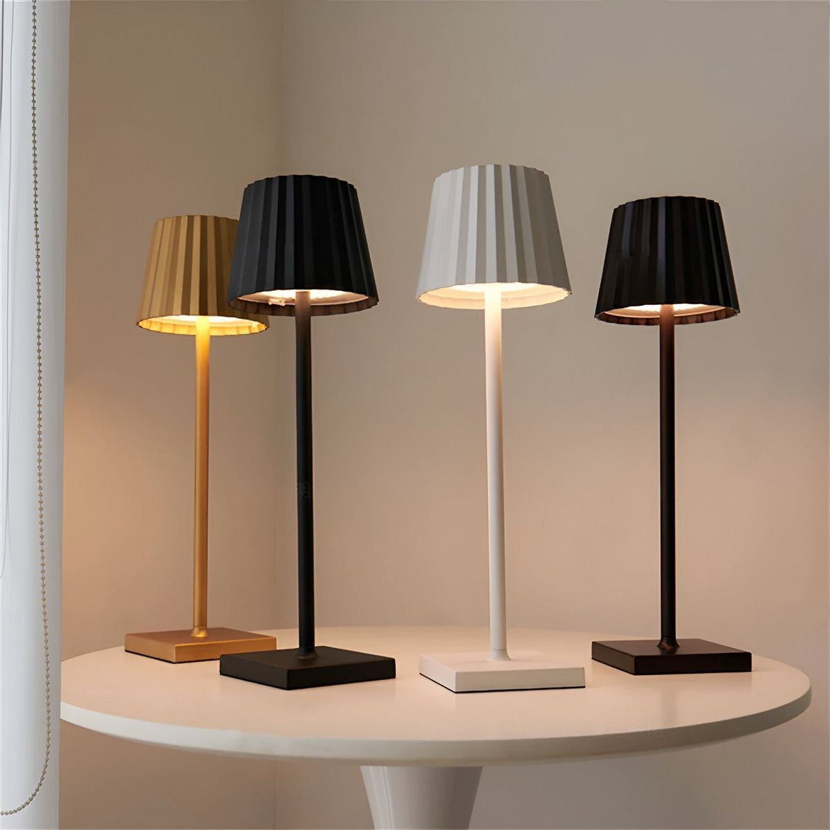 Lampa Stołowa Nowoczesna Bezprzewodowa z Dotykowym Ściemniaczem