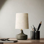 Nordycka Lampa Stołowa z Ceramiczną Podstawą i Abażurem - 8