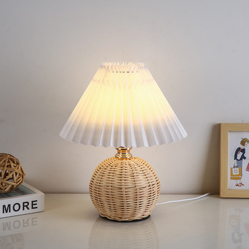 Lampa Stołowa Skandynawska z Rattanową Podstawą i Plisowanym Abażurem - 12