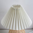 Lampa Stołowa Skandynawska z Rattanową Podstawą i Plisowanym Abażurem - 18