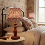 Lampa Stołowa Vintage z Plisowanym Kloszem w Kwiaty na Toczonej Podstawie - 4