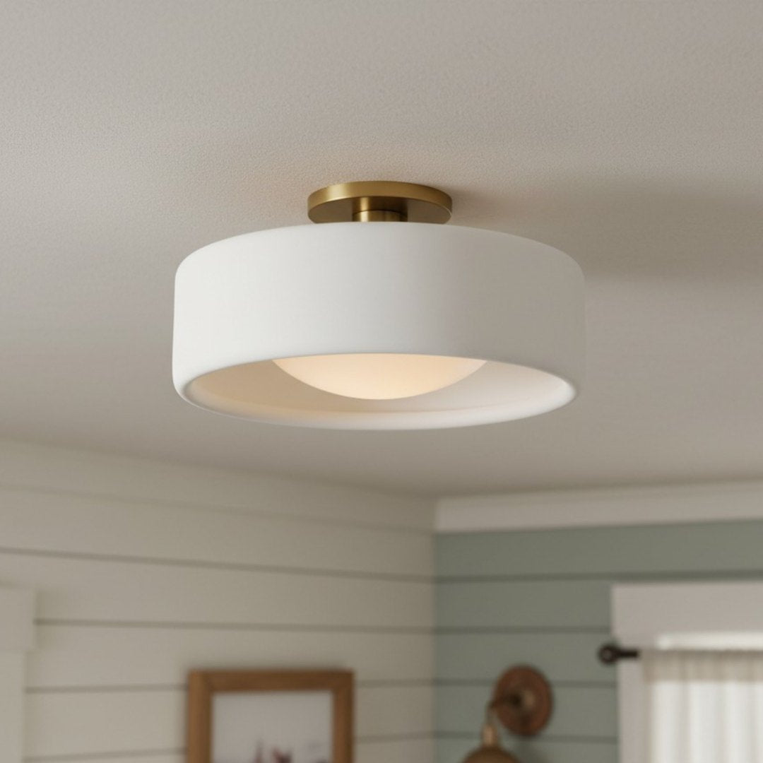 Lampa Sufitowa Minimalistyczna z Ceramicznym Kloszem i Złotym Mocowaniem - 3