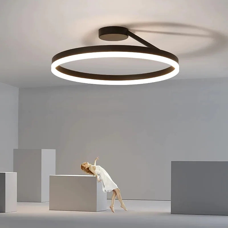 Lampa Sufitowa Minimalistyczna z Okrągłym Pierścieniem - Czarny