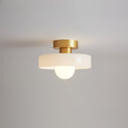 Lampa Sufitowa Nowoczesna z Okrągłym Kloszem i Żarówką Kulistą - Złoty/Biały