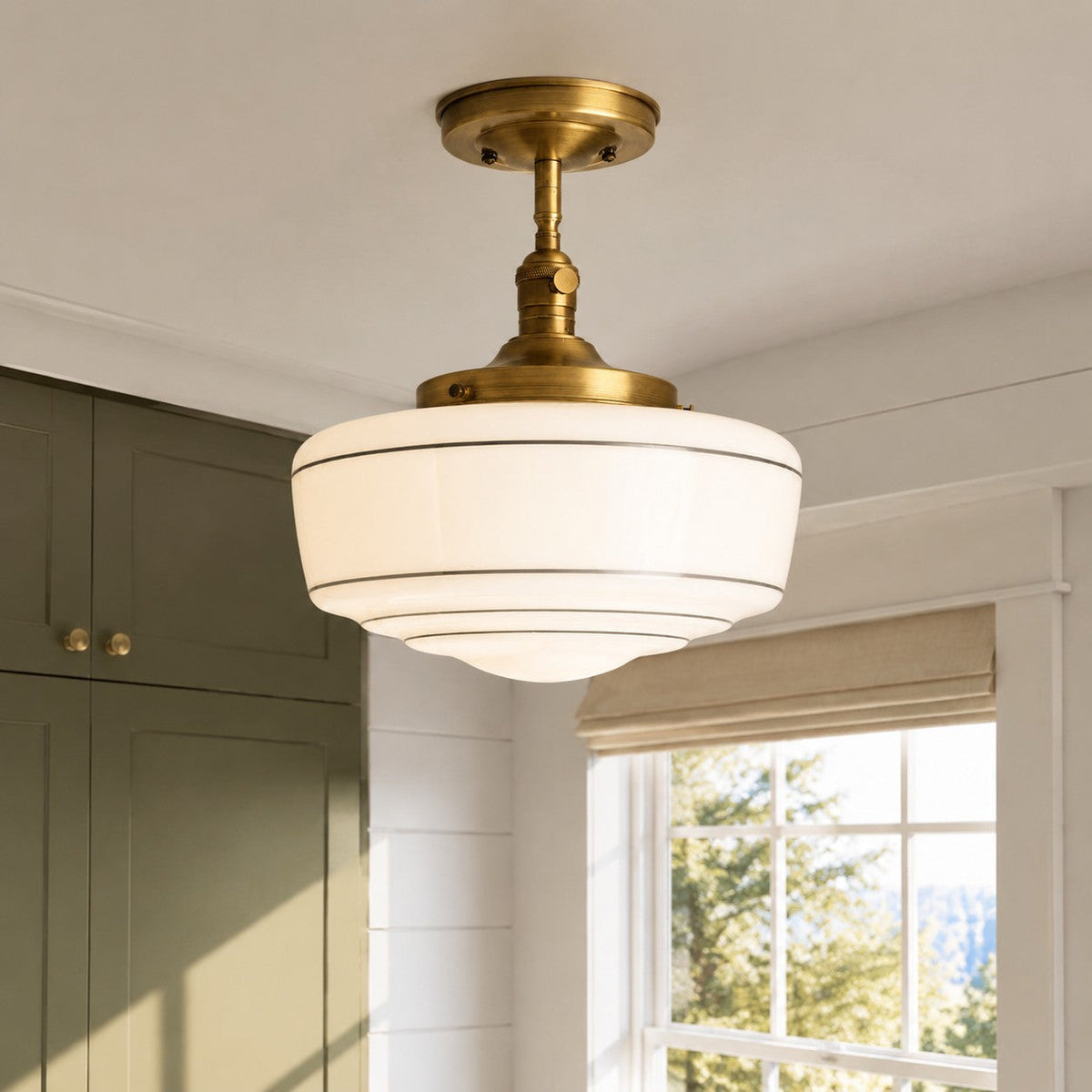 Lampa Sufitowa Retro z Mlecznym Kloszem w Paski na Złotym Stelażu - 4