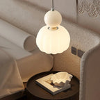 Lampa Wisząca Art Deco z Kulistym Detalem i Matowym Kloszem