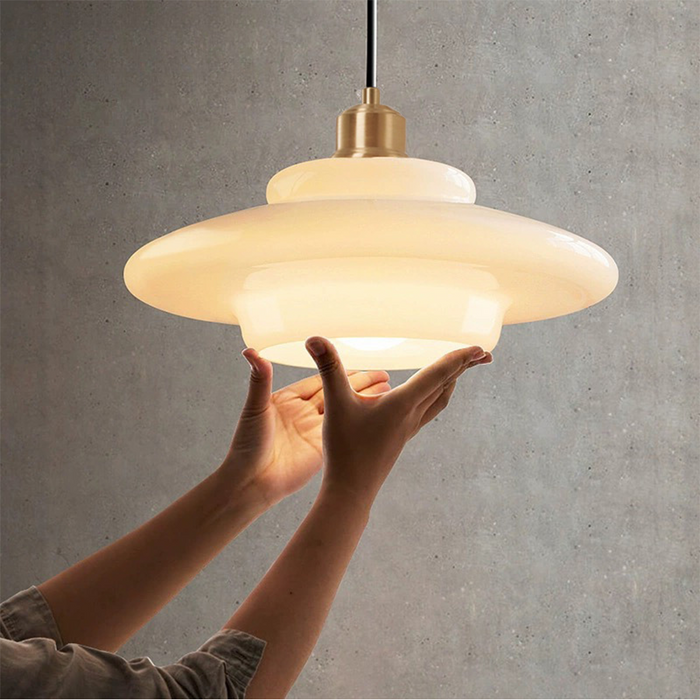 Lampa Wisząca Art Deco ze Szklanym Kloszem i Mosiężnym Wykończeniem - 4