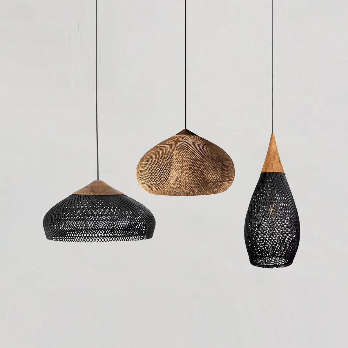Lampa Wisząca Boho z Plecionego Rattanu z Drewnianym Wykończeniem - Drewno Naturalne i Naturalny Rattan